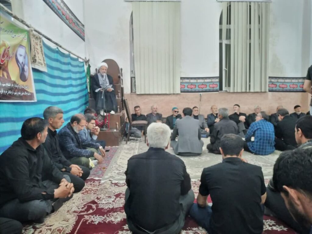 بازدید و حضور دبیر ستاد اقامه نماز ماهنشان در نماز جماعات