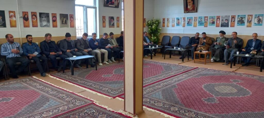 جلسه هماهنگی ستاد اقامه نماز با تعزیه‌داران جهت برپایی نماز ظهر عاشورا 