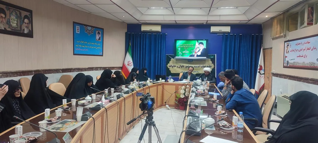 اولین نشست هیأت اندیشه ورز امور بانوان و خانواده در لرستان برگزار شد