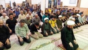 مسجد اهل البیت(ع) میزبان زائران حرم مطهر بنیان گذار انقلاب اسلامی