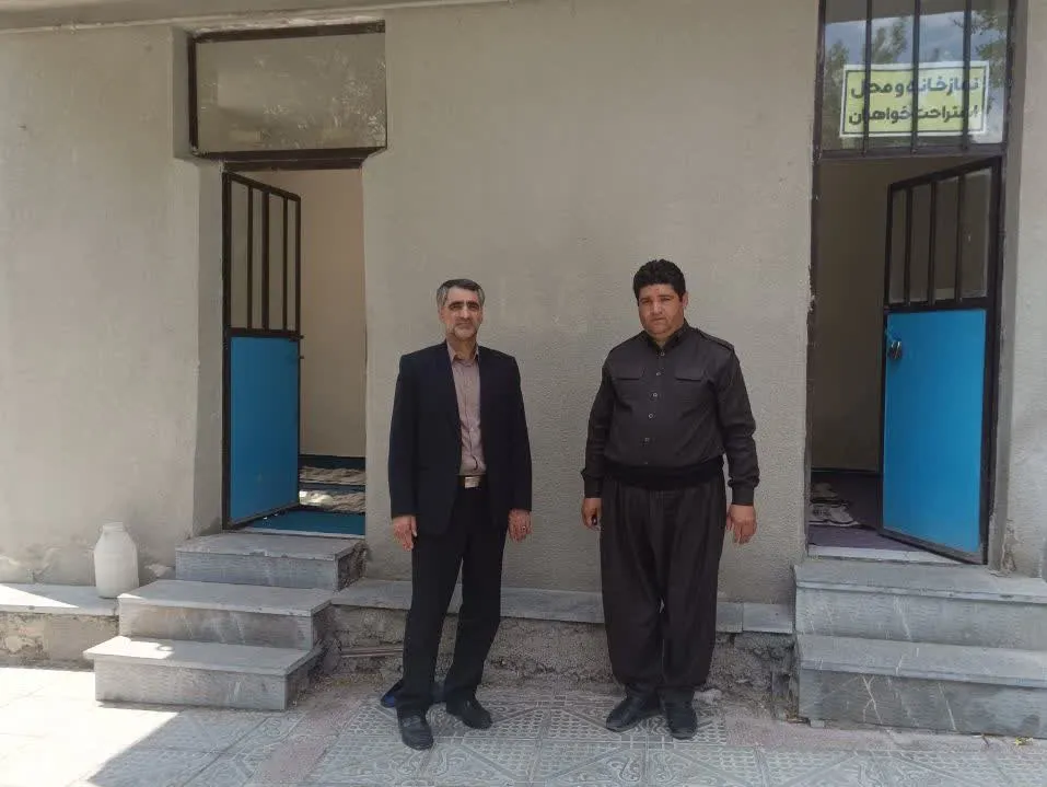 بازدید از نمازخانه پارکهای ورودی و خروجی دیواندره