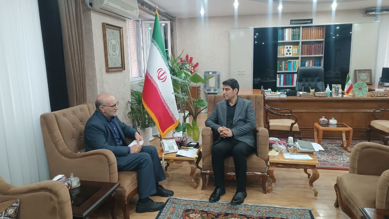 مدیر ستاد اقامه نماز با استاندار کردستان دیدار کرد