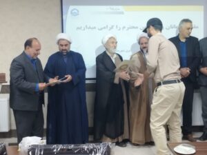 نماز، قرآن و مسجد بهترین کانون حفظ نسل نو از آسیب ها می باشد