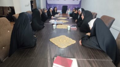 نشست هیئت اندیشه‌ورزان جوان استان ایلام با محوریت جذب نوجوانان به نماز برگزار شد