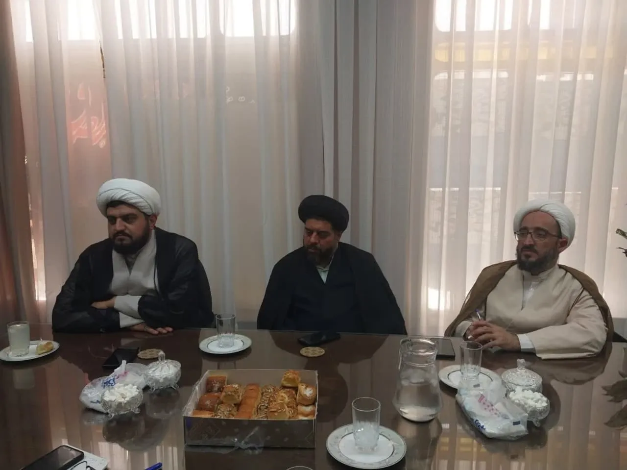 جلسه هم اندیشی مدیر ستاد اقامه نماز استان یزد با مسئولان مراکز تخصصی حوزه علمیه استان