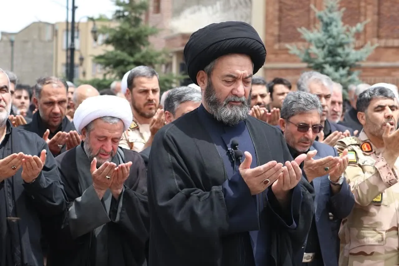 برگزاری نماز ظهر عاشورا در استان اردبیل