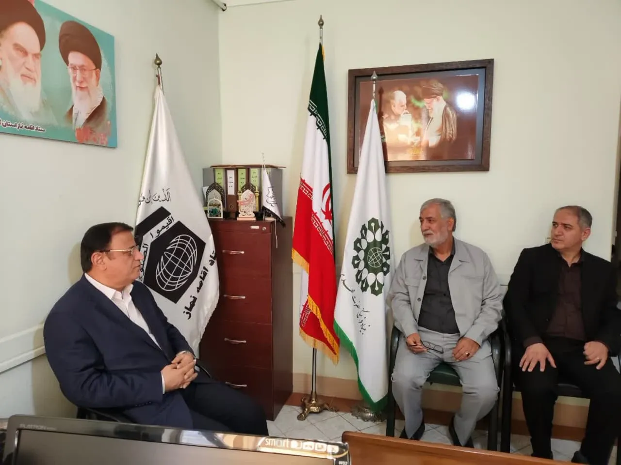 حضور استاندار گلستان در ستاد اقامه نماز