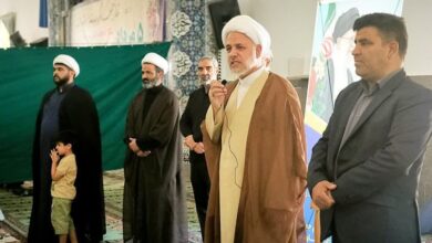 ۸۰۰ دانش آموز نمازیار با حضور در مصلی با امام جمعه ساوه دیدار کردند