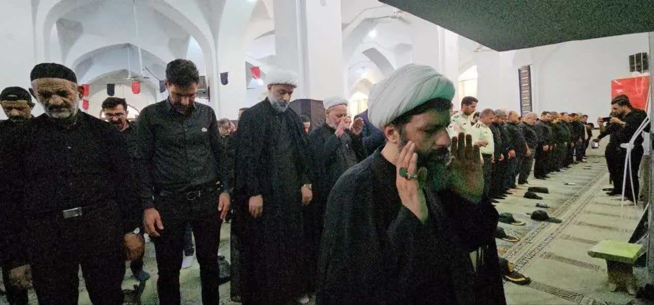 نماز ظهر عاشورا در سراسر خراسان جنوبی برگزار شد