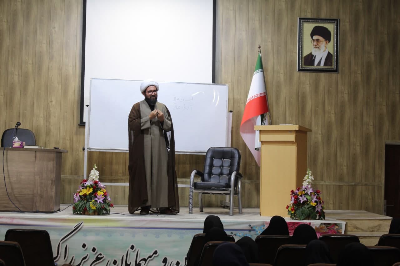 جلسه هیات اندیشه ورز نماز امور بانوان استان مرکزی