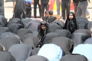 گزارش تصویری/ نماز ظهر عاشورا در قم