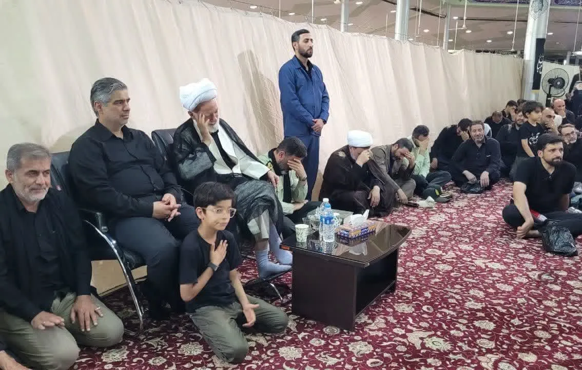 نماز ظهر عاشورا در استان مرکزی