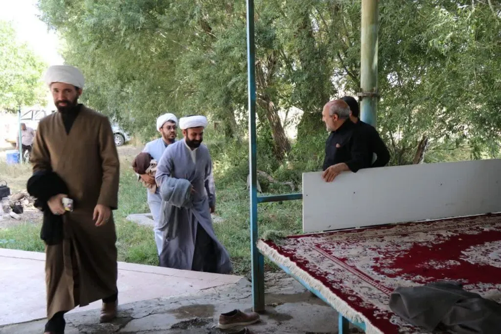نشست آموزشی و همفکری شیوه‌های دعوت به نماز ائمه جماعات دستگاه‌های اجرایی استان زنجان برگزار شد