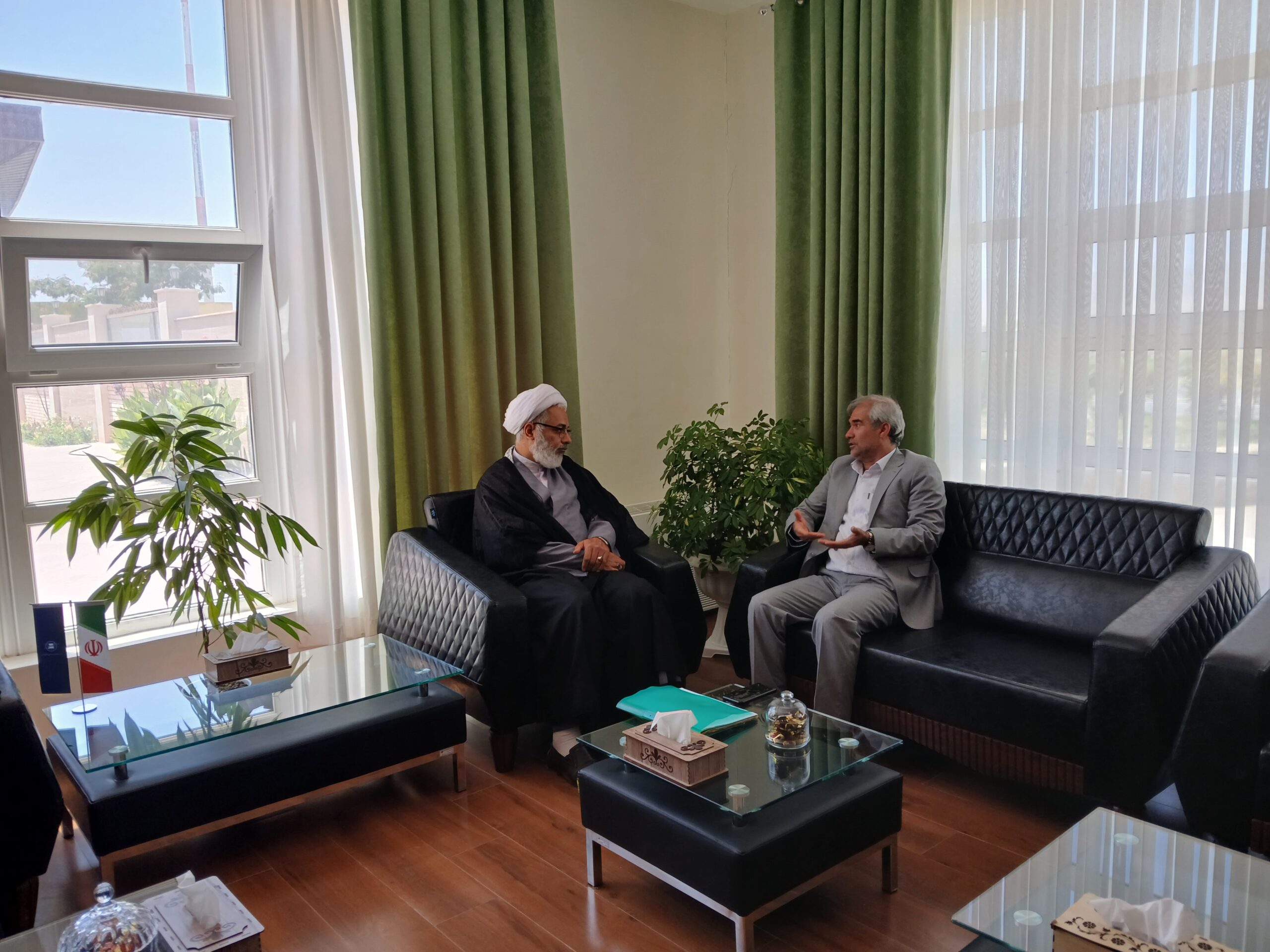 دیدار مدیر ستاد اقامه نماز خراسان شمالی با مدیر فرودگاه بین المللی بجنورد