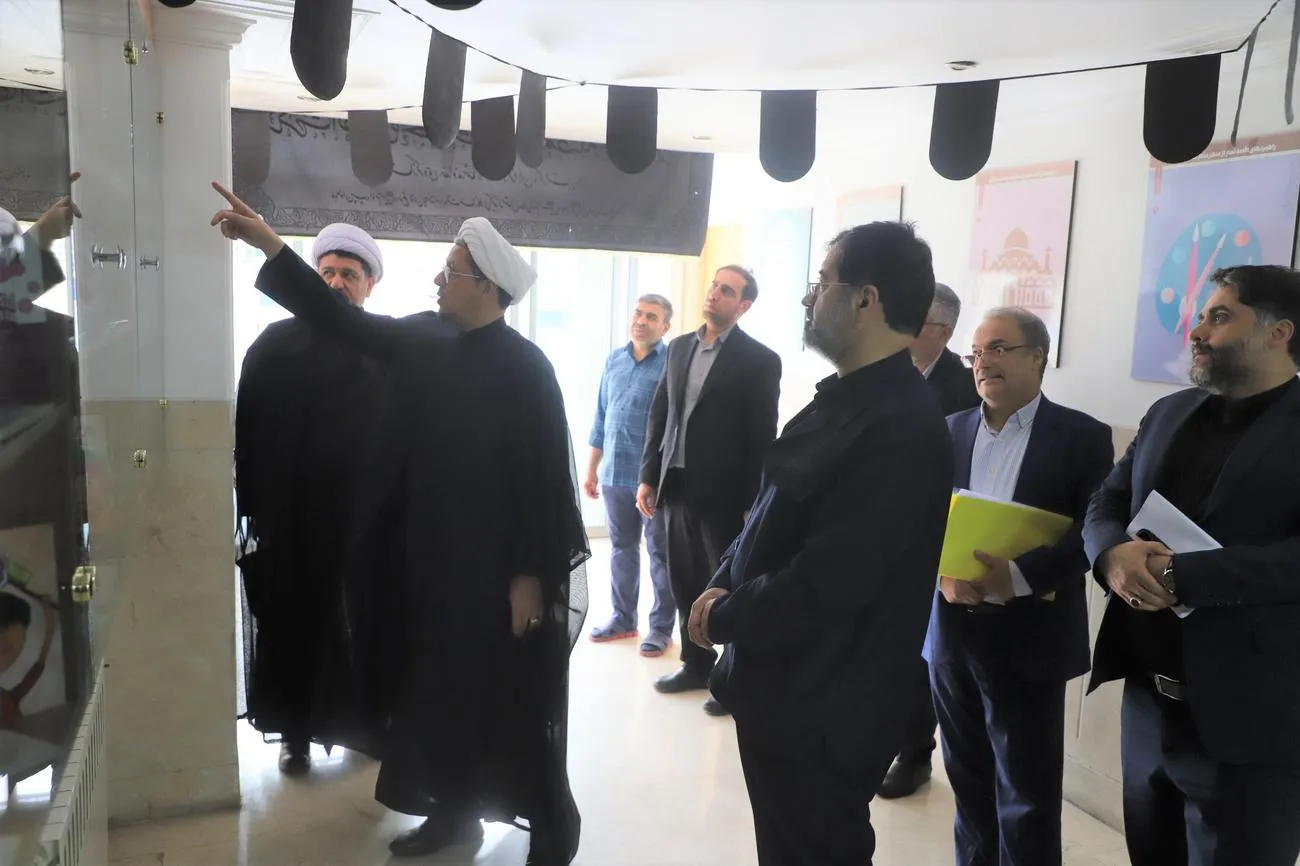 تاکید استاندار قم بر تقویت فرهنگ نماز در مدارس، ادارات و اماکن عمومی