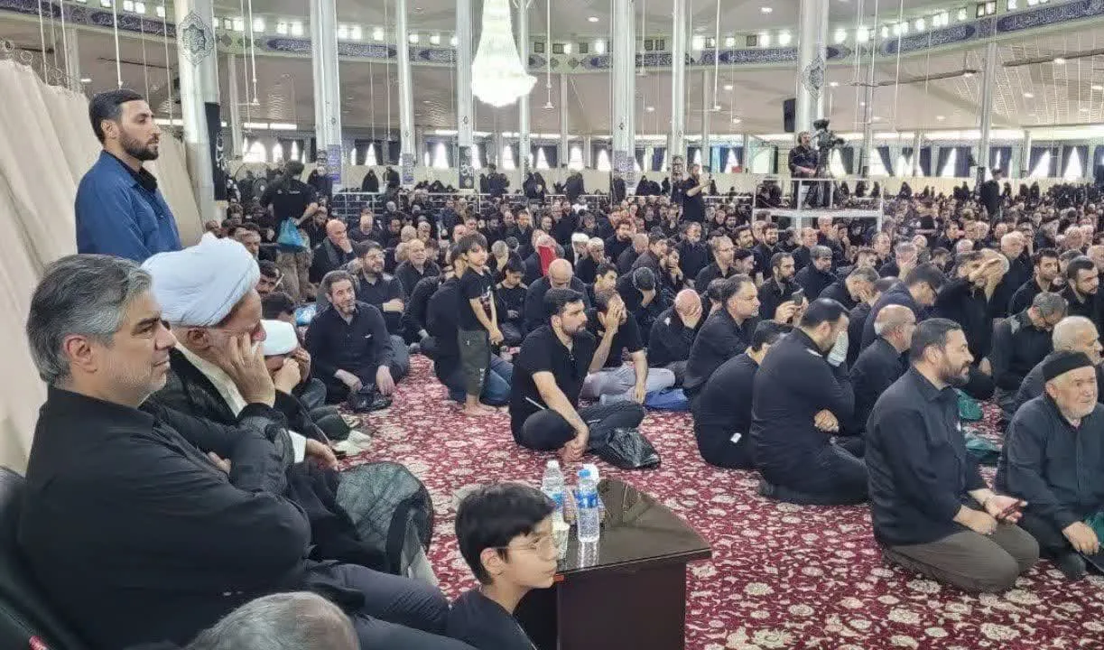 نماز ظهر عاشورا در استان مرکزی