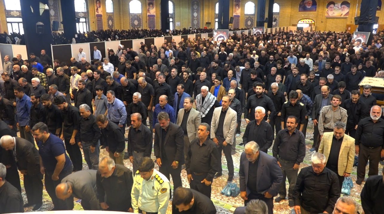 نماز ظهر عاشورا در ایلام اقامه شد