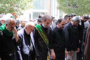 گزارش تصویری/ نماز ظهر عاشورا در قم