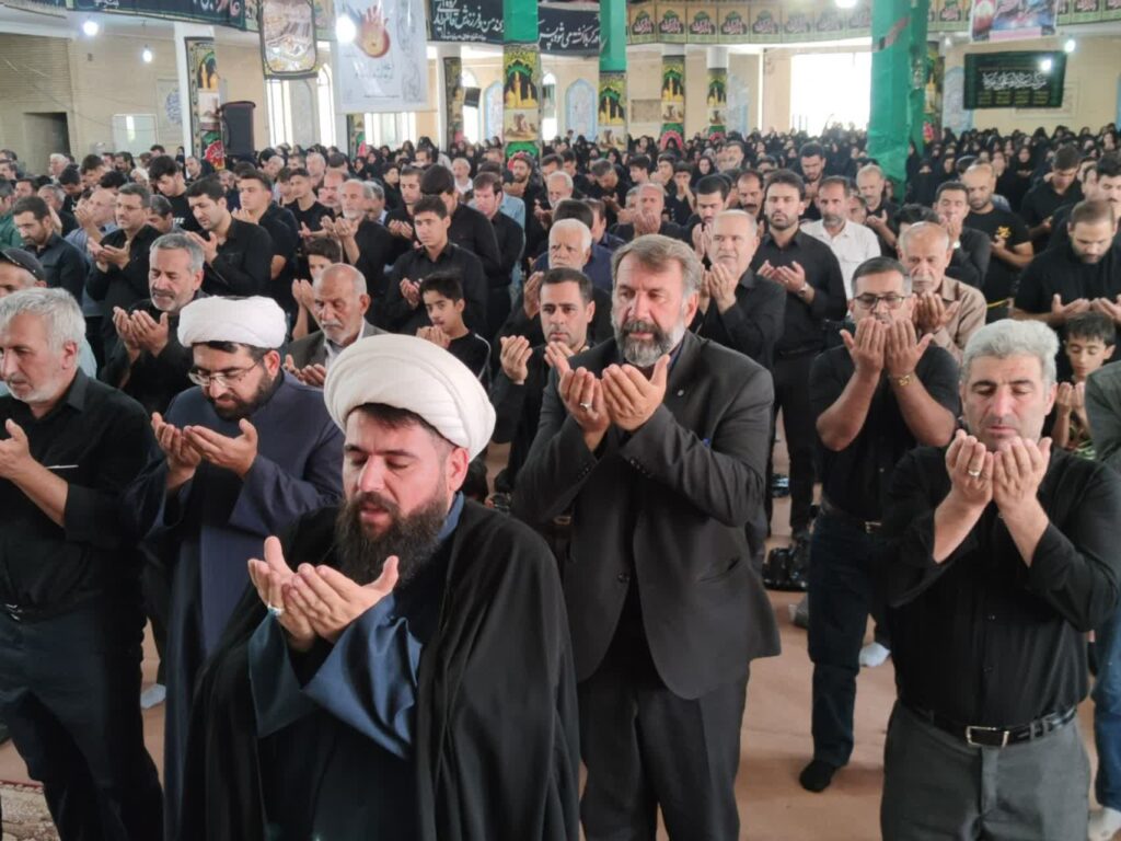 نماز ظهر عاشورا در چهارمحال و بختیاری اقامه شد
