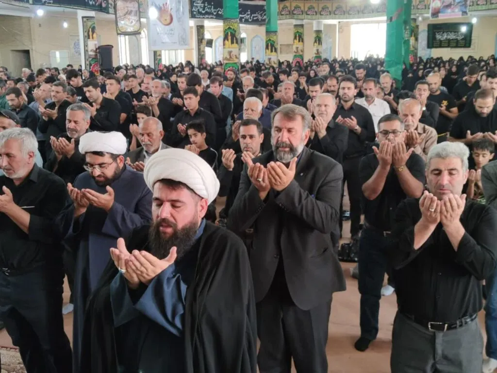 نماز ظهر عاشورا در چهارمحال و بختیاری اقامه شد