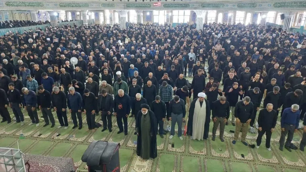 نماز ظهر عاشورا در چهارمحال و بختیاری اقامه شد