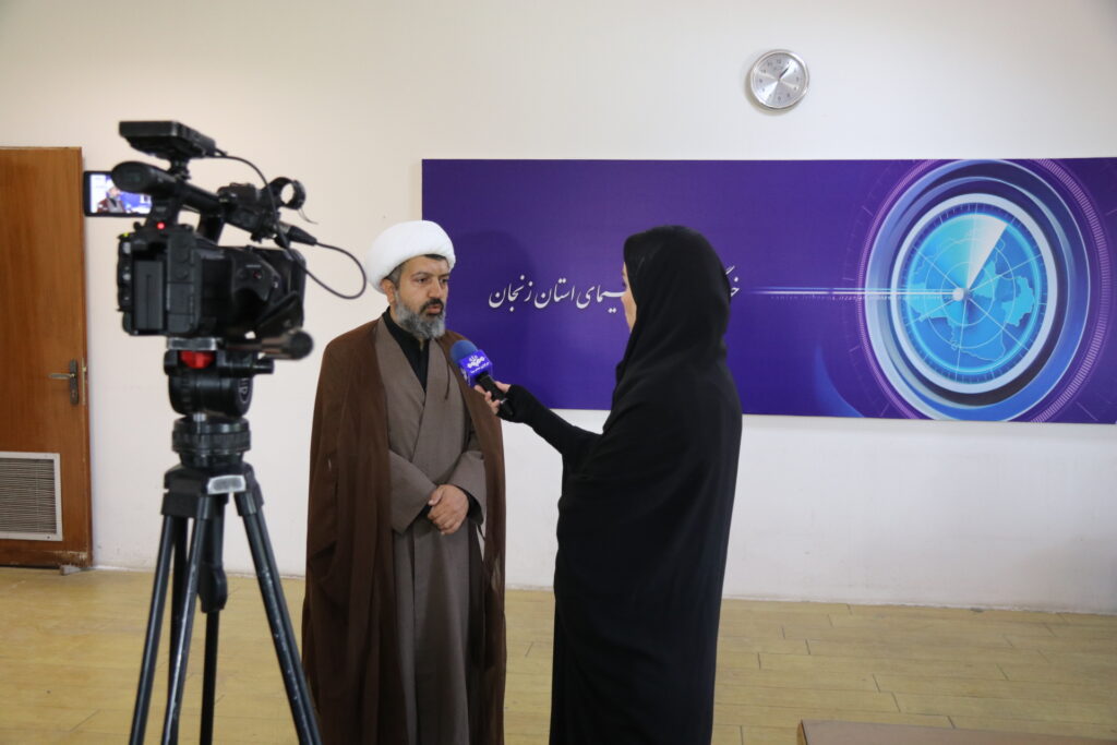 گفتگوی مدیر ستاد اقامه نماز با صدا و سیمای مرکز زنجان در روز تاسوعای حسینی
