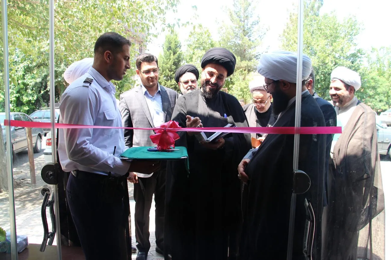 مراسم افتتاح نمازخانه بیمارستان زعیم شریف‌آباد