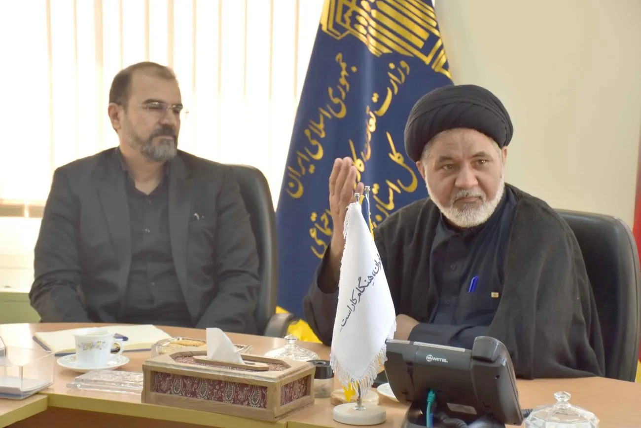 دوره آموزشی ویژه اعضای شورای اقامه نماز اداره کل تعاون، کار و رفاه اجتماعی استان یزد + امضای تفاهمنامه بومی
