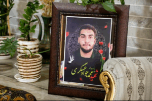 دیدار مدیر ستاد اقامه نماز با پدر پاسدار شهید محمدجواد عسگری اصفهان