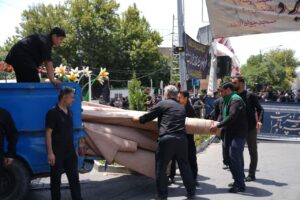 اقامه نماز ظهر عاشورا در حرم مطهر رضوی