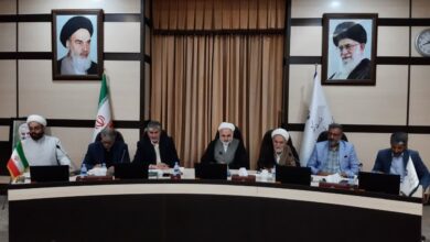 نخستین گام در مسیر عبادت، نماز است که بالاترین مرتبه در معرفت و ایمان را نیز در بر می‌گیرد