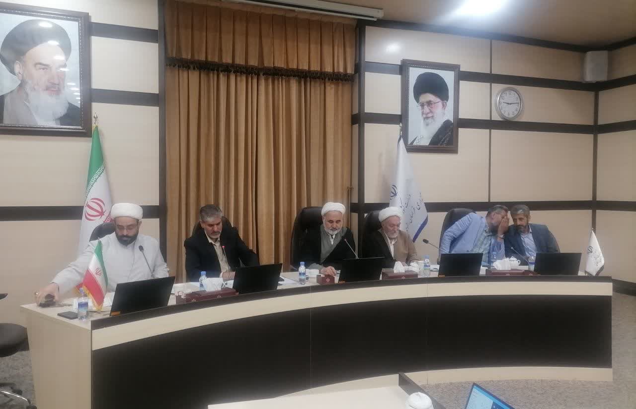 اقامه نماز یک امر الهی و دستور واجب خدایی است
