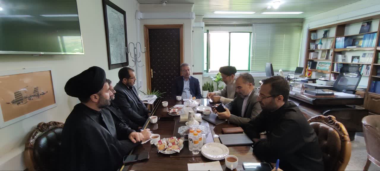 جلسه هماهنگی برگزاری دوره های آموزشی ویژه مدیران و معلمان آموزش و پرورش در همدان برگزار شد