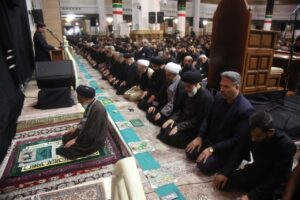 گزارش تصویری/ نماز ظهر تاسوعای حسینی در قم