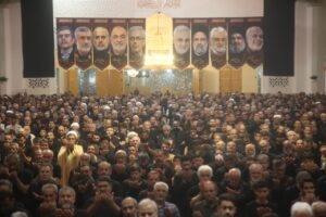 گزارش تصویری/ نماز ظهر تاسوعای حسینی در قم