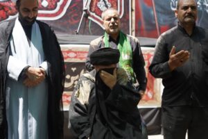 نماز ظهر عاشورا در لرستان
