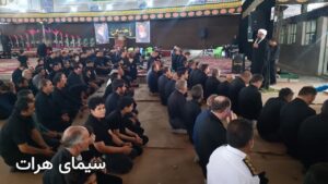اقامه نماز ظهر عاشورا در سراسر استان یزد + گالری تصاویر