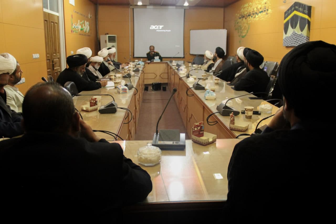 سومین جلسه دوره توانمندسازی ائمه جماعات دستگاههای اجرایی یزد برگزار شد