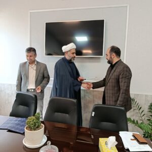 امضای تفاهم نامه بومی سازی ستاد اقامه نماز با سازمان زندانهای استان البرز