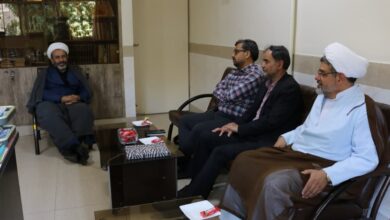 دیدار مدیر ستاد اقامه نماز با پدر پاسدار شهید محمدجواد عسگری اصفهان