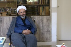 دیدار مدیر ستاد اقامه نماز با پدر پاسدار شهید محمدجواد عسگری اصفهان