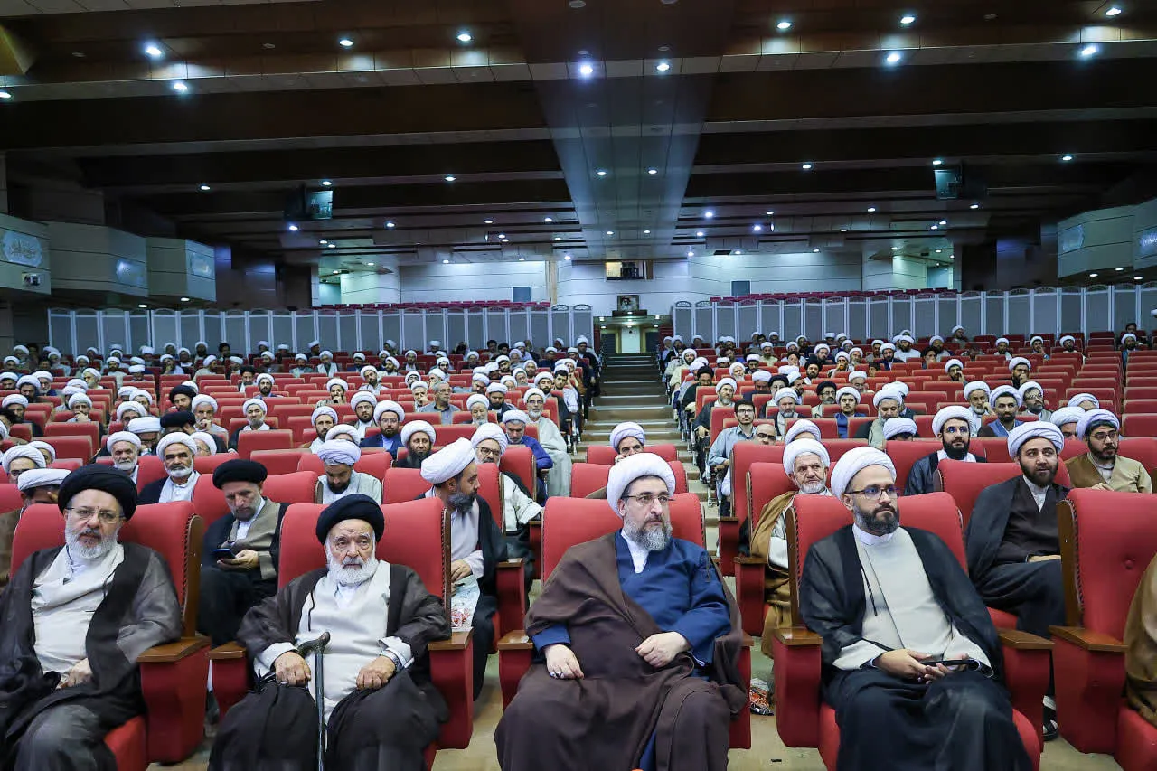 همایش ائمه جماعات مساجد و روحانیون