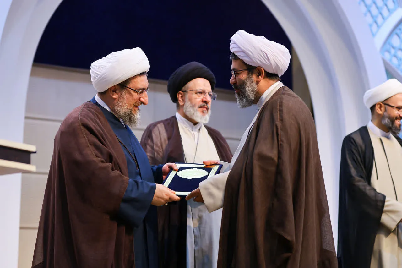 همایش ائمه جماعات مساجد و روحانیون