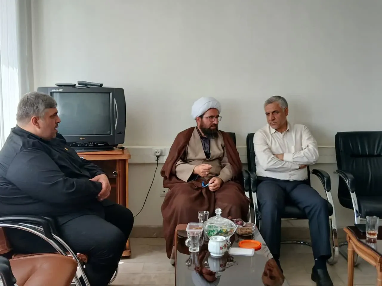 مدیر ستاد اقامه نماز با مدیر کل دفتر امور اجتماعی و فرهنگی استانداری مرکزی دیدار کرد