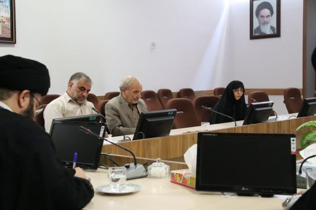 دیدار مدیر و دبیران نماز شهرستان‌های زنجان با نماینده ولی فقیه در استان