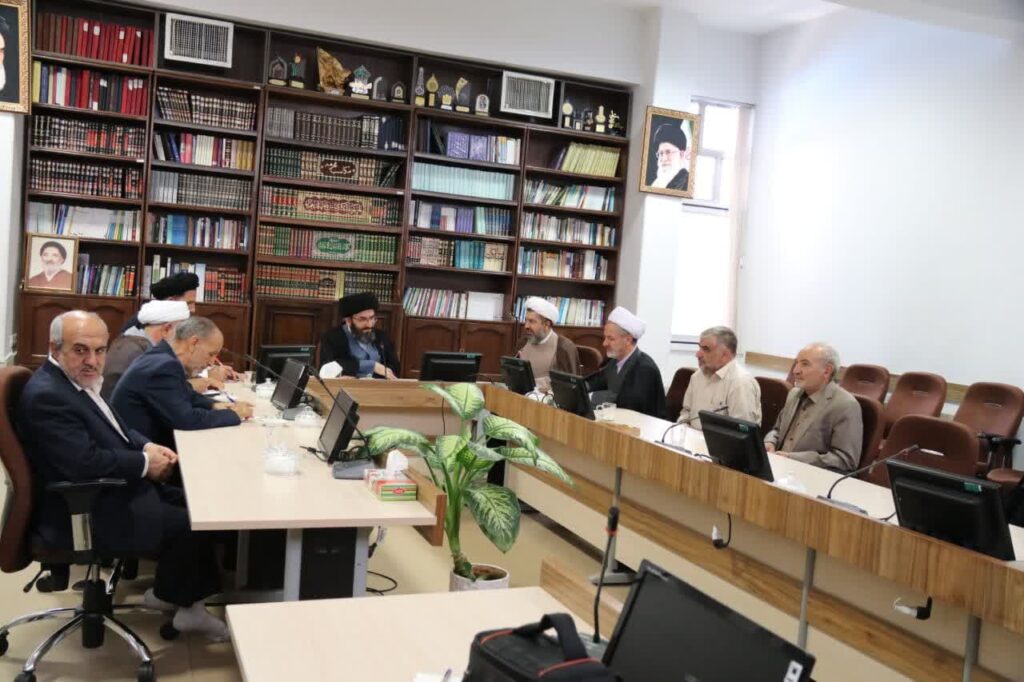 دیدار مدیر و دبیران نماز شهرستان‌های زنجان با نماینده ولی فقیه در استان