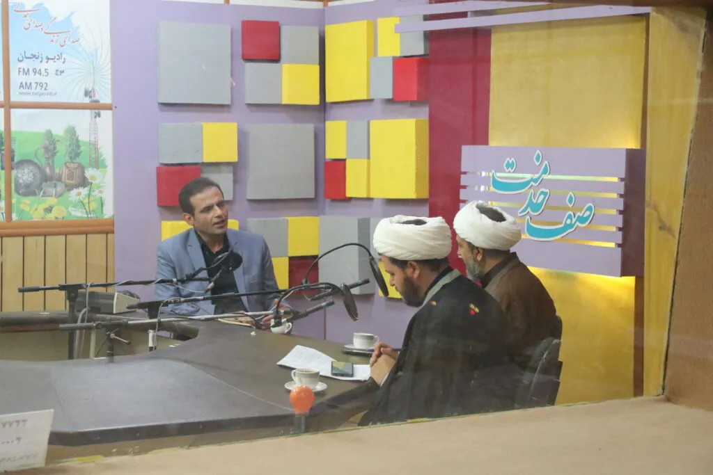 صحبت‌های مدیر ستاد اقامه نماز در شبکه استانی سیمای زنجان