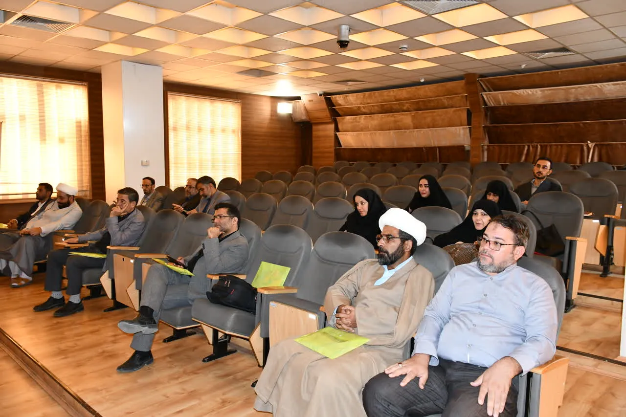 گردهمایی دبیران اقامه نماز دستگاه های اجرایی خراسان رضوی برگزار شد