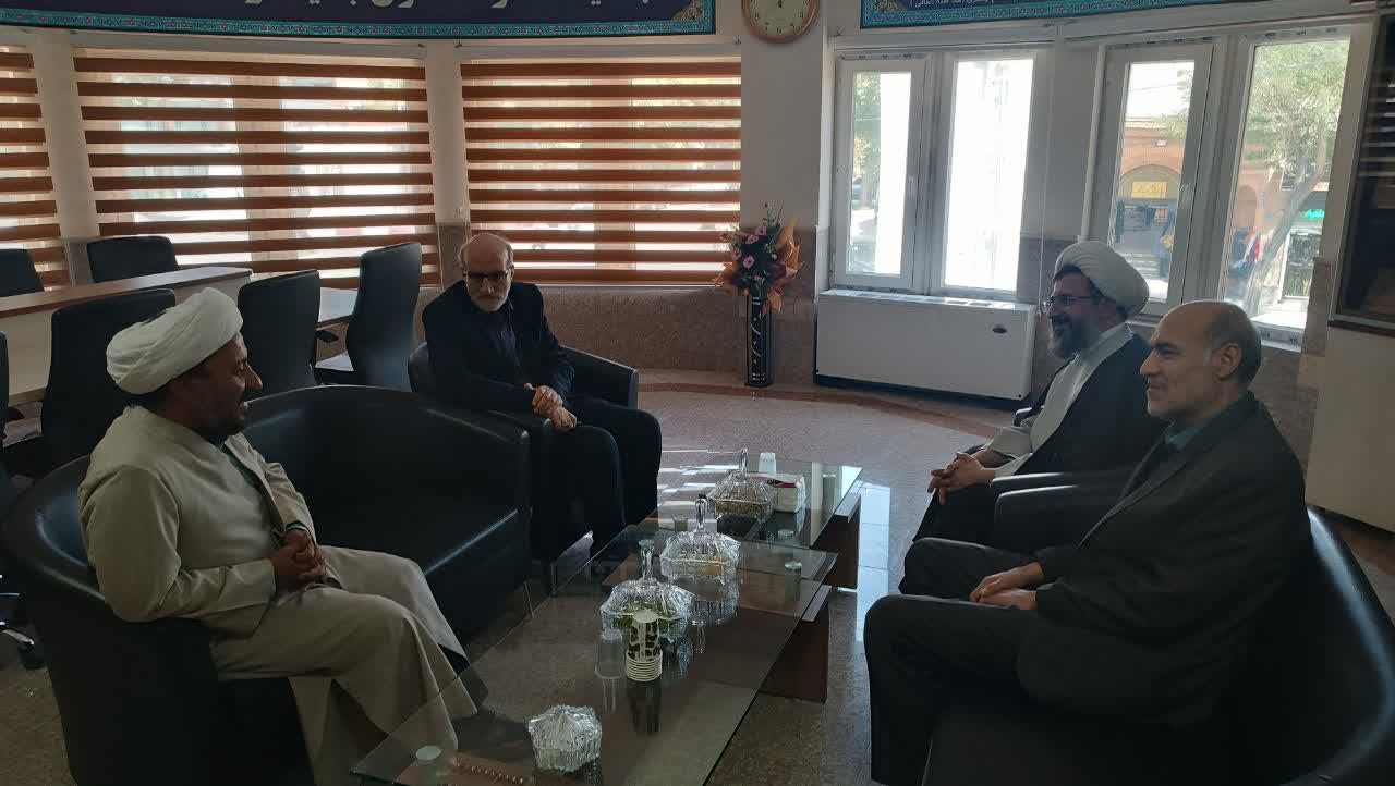 دیدار مدیر و کارشناسان ستاد اقامه نماز استان با مدیرکل تبلیغات اسلامی کردستان