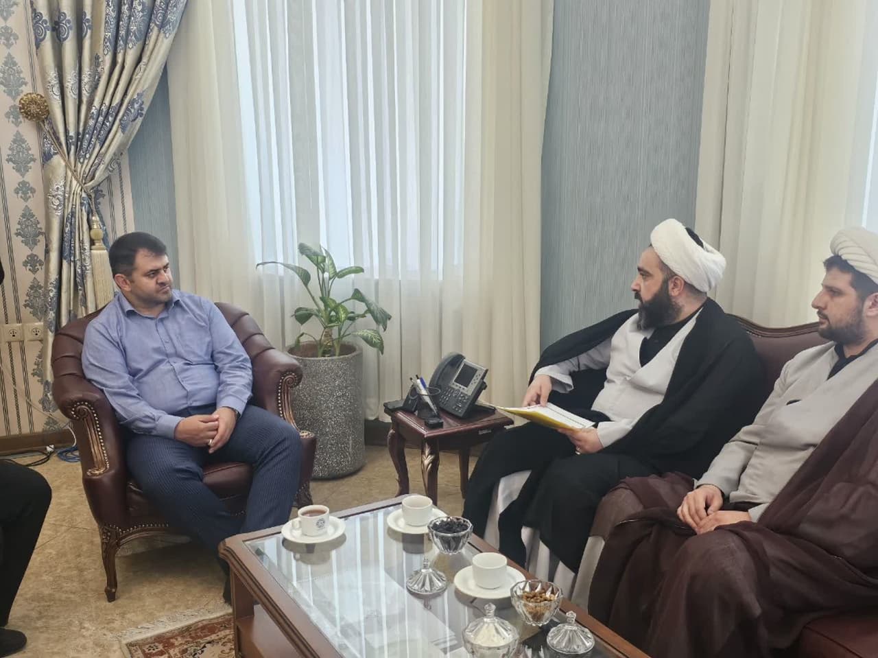 دیدار مدیر ستاد اقامه نماز آذربایجان غربی با شهردار ارومیه